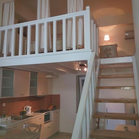 Roula'S Suites Άνδρος Εξωτερικό φωτογραφία