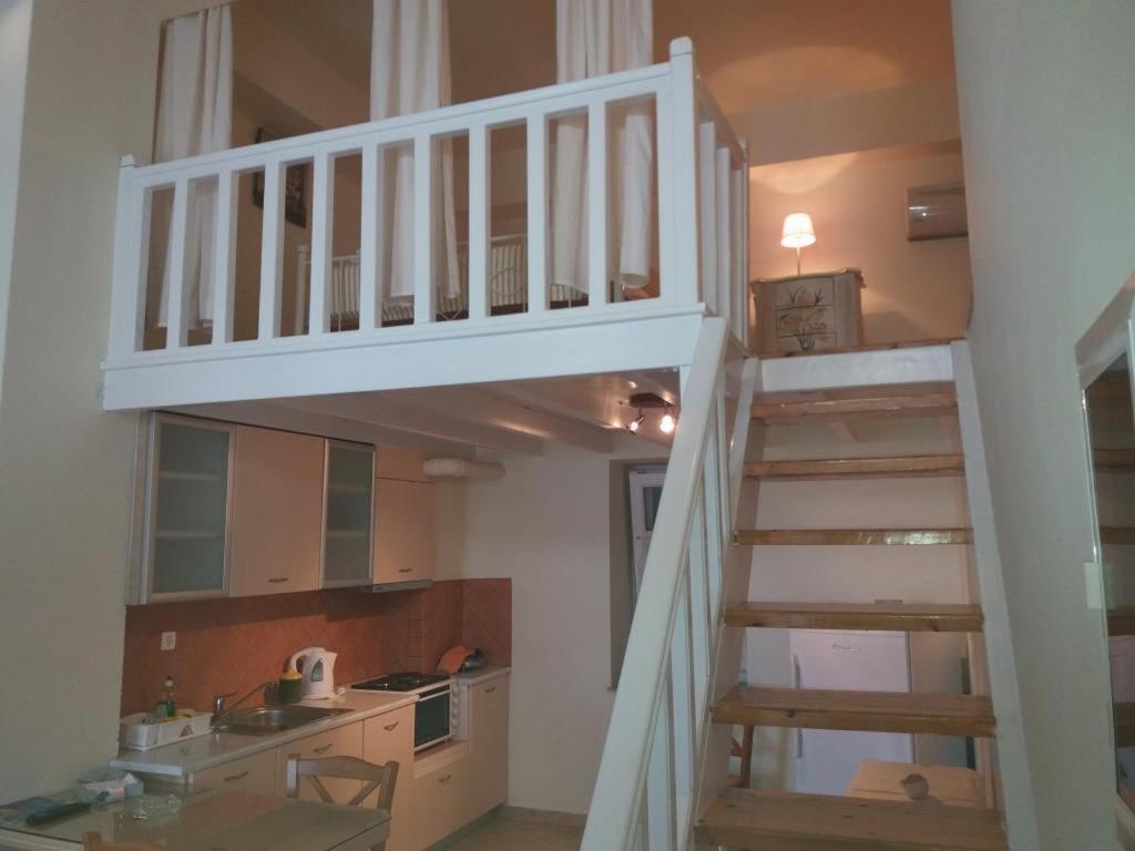 Roula'S Suites Άνδρος Εξωτερικό φωτογραφία